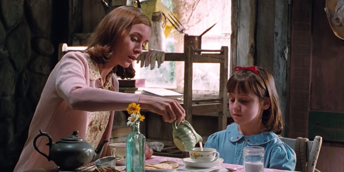 Miss Honey and Matilda in the 1996 film © Sony Pictures/YouTube/HD Clips